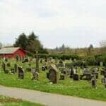 Utsetter utvidelsen av kirkegården til tidligst 2028